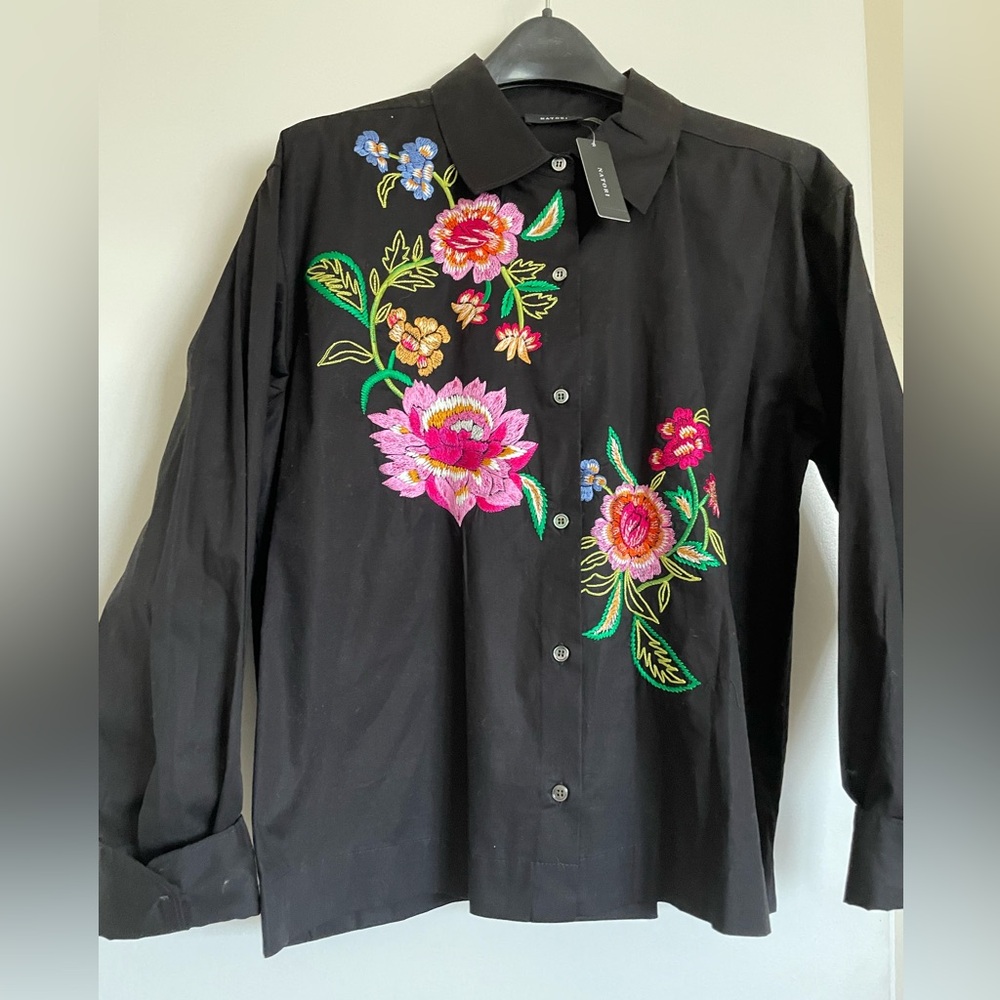 Natori Black Cotton Poplin with Floral Embroidery